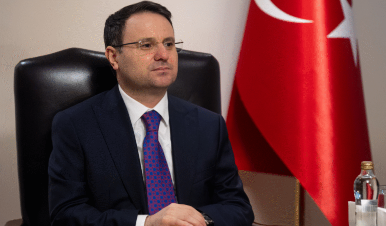 Akın Gürlek, avukatlar için başlayacak yeni dönemi açıkladı
