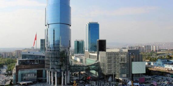 Ankara’da AVM’den yeni kural: 18 yaş altına hafta sonu kısıtlaması