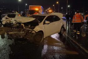 Ataşehir’de zincirleme kaza Yaralılar var!