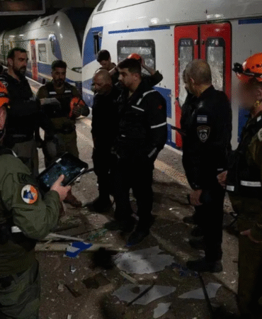 Bölgesel gerilim devam ediyor İran’dan 'küme mühimmatlı' füze İsrail merkezine