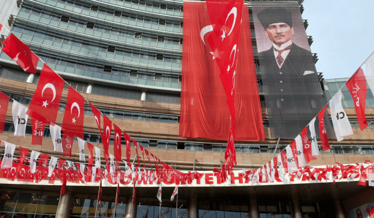 Mutlak butlan sonrası CHP’ye 7 ilde ‘kurultay’ operasyonu: 13 gözaltı!