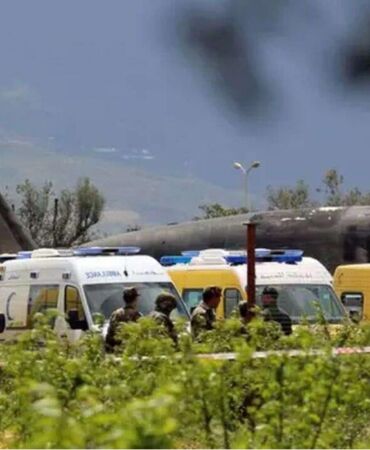 Cezayir'de askeri nakliye uçağı düştü