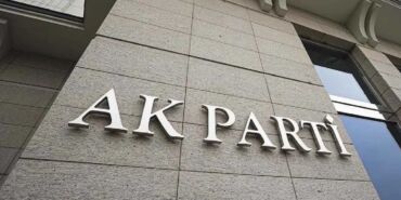 Çıldır İlçe Başkanı partisinden istifa edip AKP'ye geçti!1