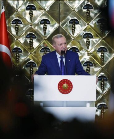 Cumhurbaşkanı Erdoğan 'Biz tarafsız değiliz, Türkiye'nin tarafı belli'