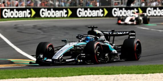 Formula 1’de yeni sezon başladı: Avustralya GP’de pole pozisyonu George Russell’ın!