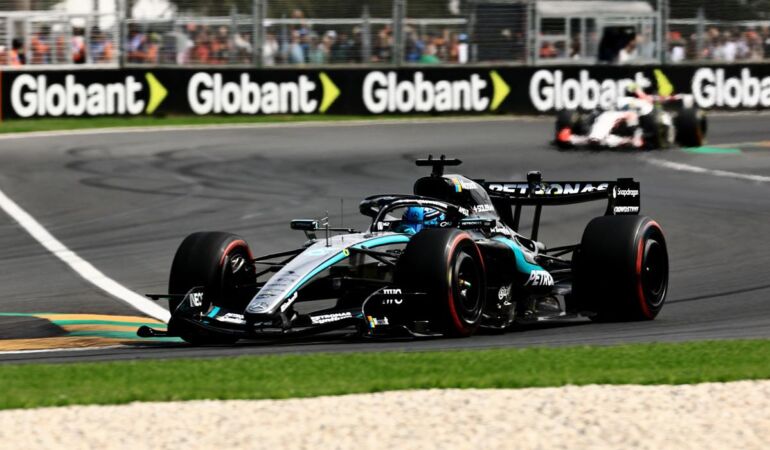 Formula 1’de yeni sezon başladı: Avustralya GP’de pole pozisyonu George Russell’ın!