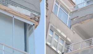 Güngören'de binadan düşen beton parçaları otomobillere zarar verdi