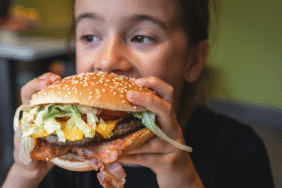 Hazır gıdalar ve fazla tuz Çocuklarda sağlık riskleri