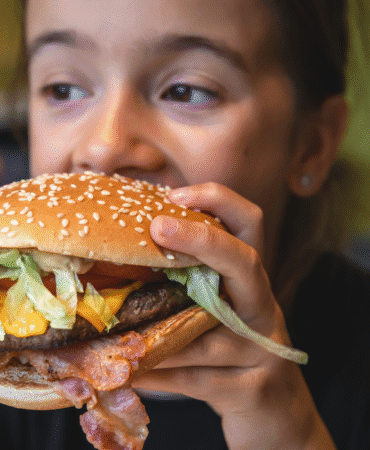 Hazır gıdalar ve fazla tuz Çocuklarda sağlık riskleri