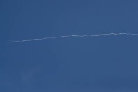 İsrail ordusu, İran'dan füze saldırısı tespit edildiğini duyurdu