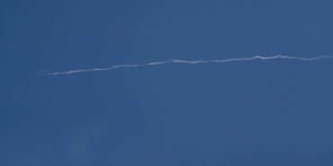 İsrail ordusu, İran'dan füze saldırısı tespit edildiğini duyurdu