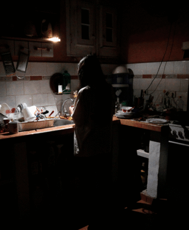 Kriz Küba’yı sarstı Günlük hayat durma noktasına geldi