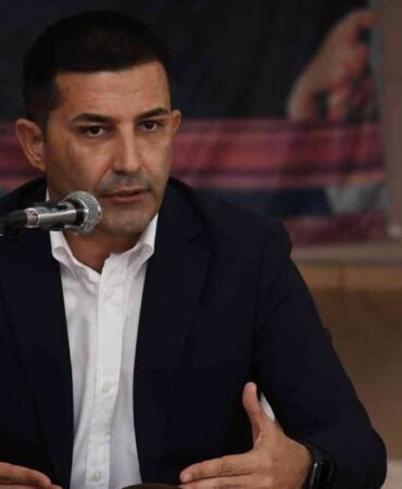 Kuşadası Belediye Başkanı Ömer Günel