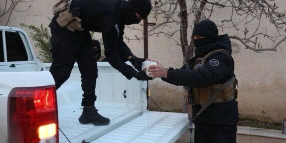 MİT’ten Suriye’de operasyon: 3 IŞİD’li yakalandı!