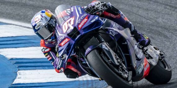 MotoGP’de tarihi gün: Toprak Razgatlıoğlu 17. oldu