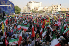 NY Times İran’da isyan planı boşa düştü, ABD ve İsrail hedefine ulaşamadı