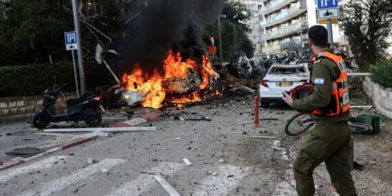 Orta Doğu gerilimi tırmanıyor: İran’dan İsrail’e füze saldırısı