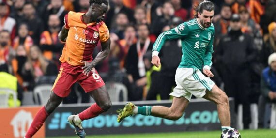 Sarı kart pahalıya patladı: Davinson Sanchez cezalı duruma düştü!