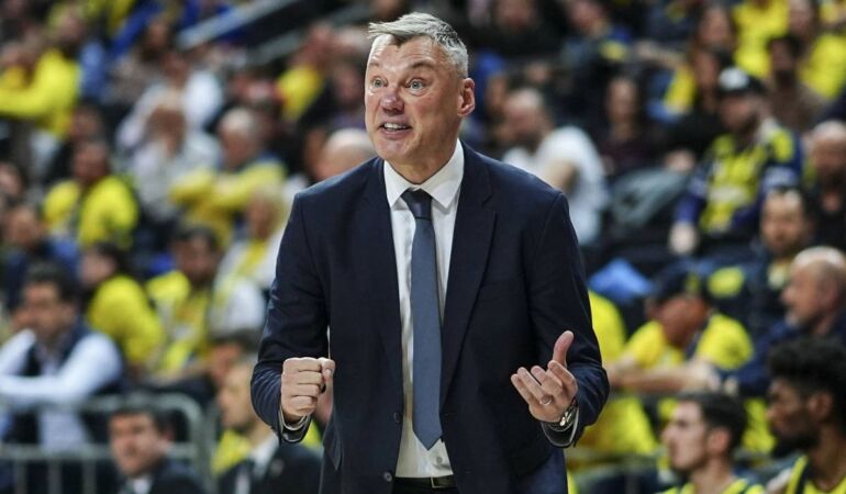 İran’ın misillemesi sonrası Dubai’de mahsur kalmıştı: Sarunas Jasikevicius İstanbul’a dönüyor!