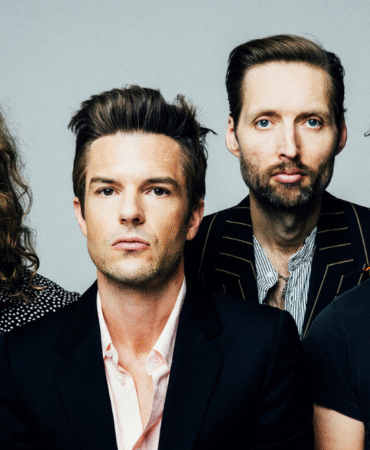 UEFA Şampiyonlar Ligi final açılışında The Killers sahneye çıkıyor