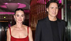 Ünlü çiftten dikkat çeken test Katy Perry takipçilerine sordu