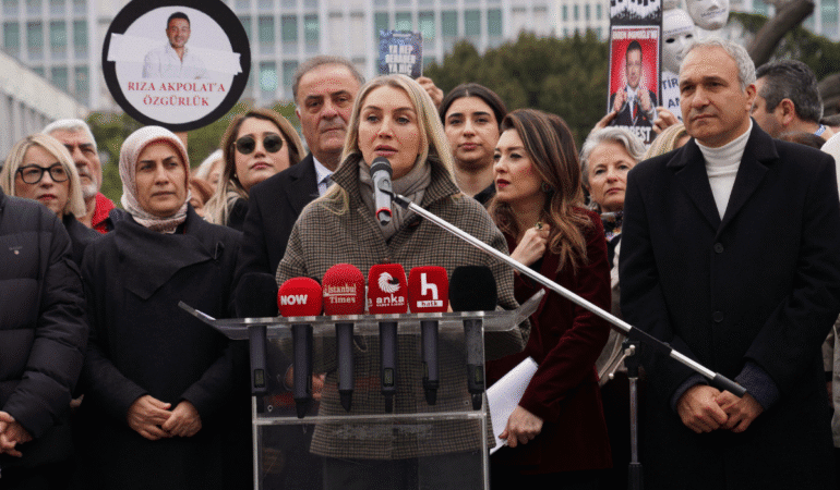 Dilek Kaya’dan ‘İmamoğlu’ çağrısı: ‘Buyurun mahkemeye, buyurun duruşma salonlarına’