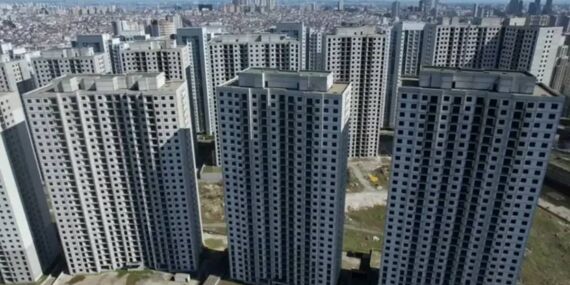 Esenyurt’ta 15 yıldır inşaatı süren gökdelenleri yapan şirkete soruşturma!