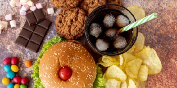 Araştırma ortaya koydu: Aşırı işlenmiş gıdalar bağırsak florasını değiştiriyor