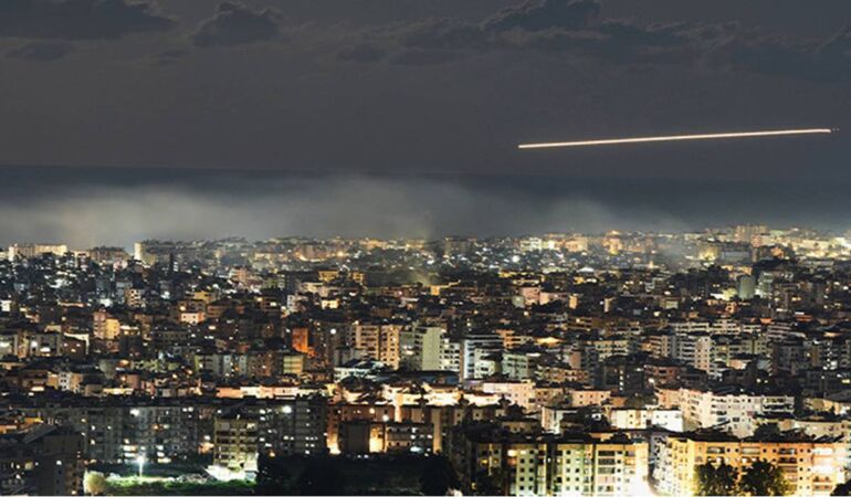 İran-İsrail savaşı Lübnan’a sıçradı: Tel Aviv ve Hayfa çevresine roket saldırısı düzenlendi!