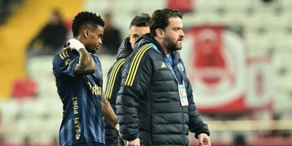 Antalyaspor maçında sakatlanmıştı! Sahalara ne zaman dönecek?