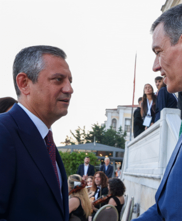 özgür özel-sanchez