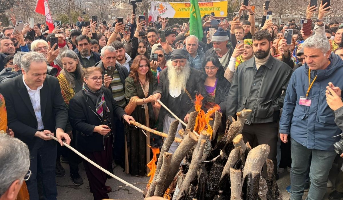 tuncelide nevruz kutlaması