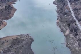 14 yıl sonra ortaya çıkan köy yeniden sular altında kaldı