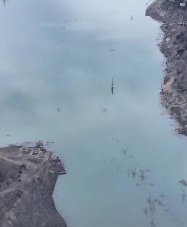 14 yıl sonra ortaya çıkan köy yeniden sular altında kaldı