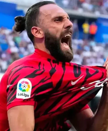 1f78e018-0f38-4b9a-a2cc-b906ad1a