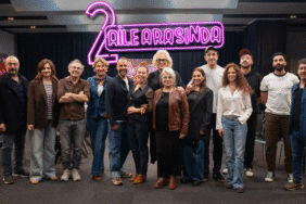 '2 Aile Arasında' filmi için hazırlıklar başladı oyuncular okuma provasında ilk kez bir arada