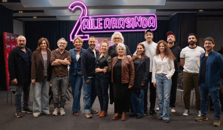 '2 Aile Arasında' filmi için hazırlıklar başladı oyuncular okuma provasında ilk kez bir arada