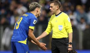 2026 FIFA Dünya Kupası'nda görev yapacak hakemler açıklandı