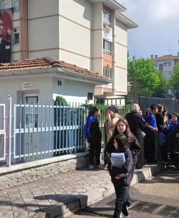 5. sınıf öğrencisi okula tabanca getirdi!