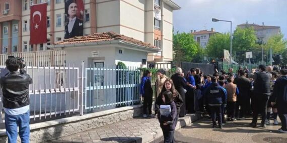 5. sınıf öğrencisi okula tabanca getirdi!