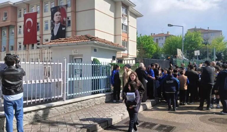 5. sınıf öğrencisi okula tabanca getirdi!