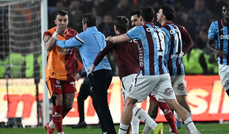 Trabzonspor’dan Abdülkerim Bardakcı açıklaması: ‘Sözlü sataşmada bulunmuştur’