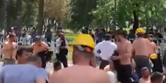 Ankara’da gergin anlar: Maden işçilerine yürüyüş sırasında polis engeli