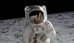 Bilim kurgu senaryosu gerçek oluyor Ay’da yaşam için geri sayım başladı