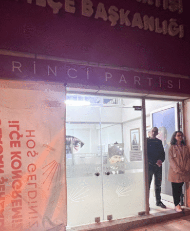 CHP Şehzadeler İlçe Başkanlığına saldırı Soruşturma başlatıldı