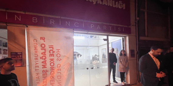 CHP Şehzadeler İlçe Başkanlığına saldırı: Soruşturma başlatıldı