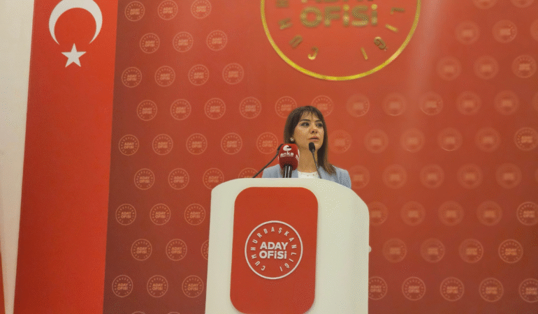 CHP’li Gamze Taşcıer’den 1 Mayıs mesajı: ‘Taksim yasağını yırtıp atacağız’
