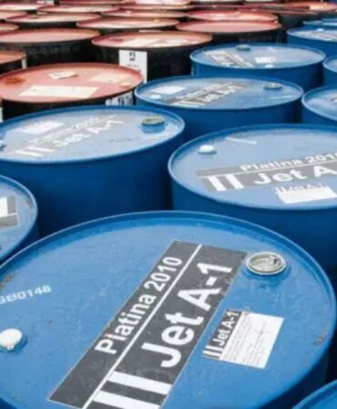 Enerji krizi kapıda 'Jet yakıtı sadece 6 hafta yetecek, uyarı geldi'