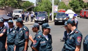 Ermenistan’da seçim gerilimi Rusya yanlısı partiye operasyon
