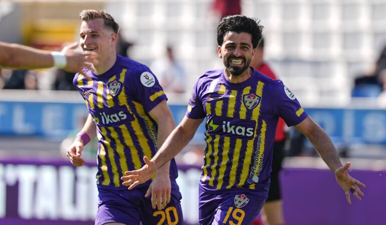 Eyüpspor sahasında 3 puanı 3 golle aldı!